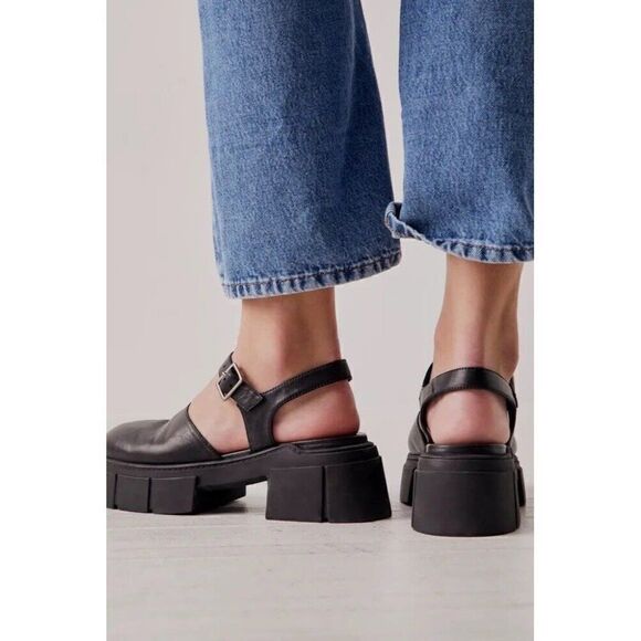 NEW FREE PEOPLE MILAN MARY JANES IN BLACK - Picture 5 of 5
